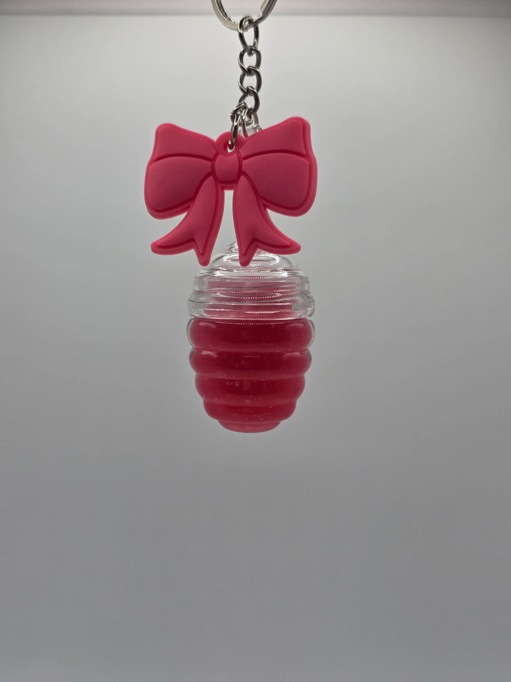 Organic repairing lip gloss with Hyaluronic Acid and Vitamin E