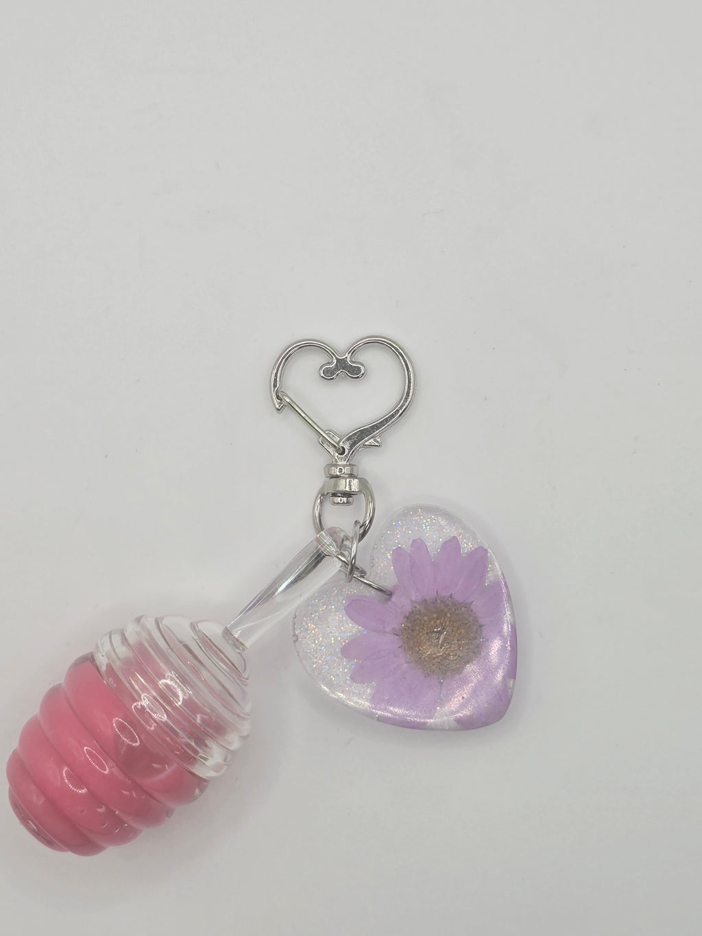 Organic repairing lip gloss with Hyaluronic Acid and Vitamin E