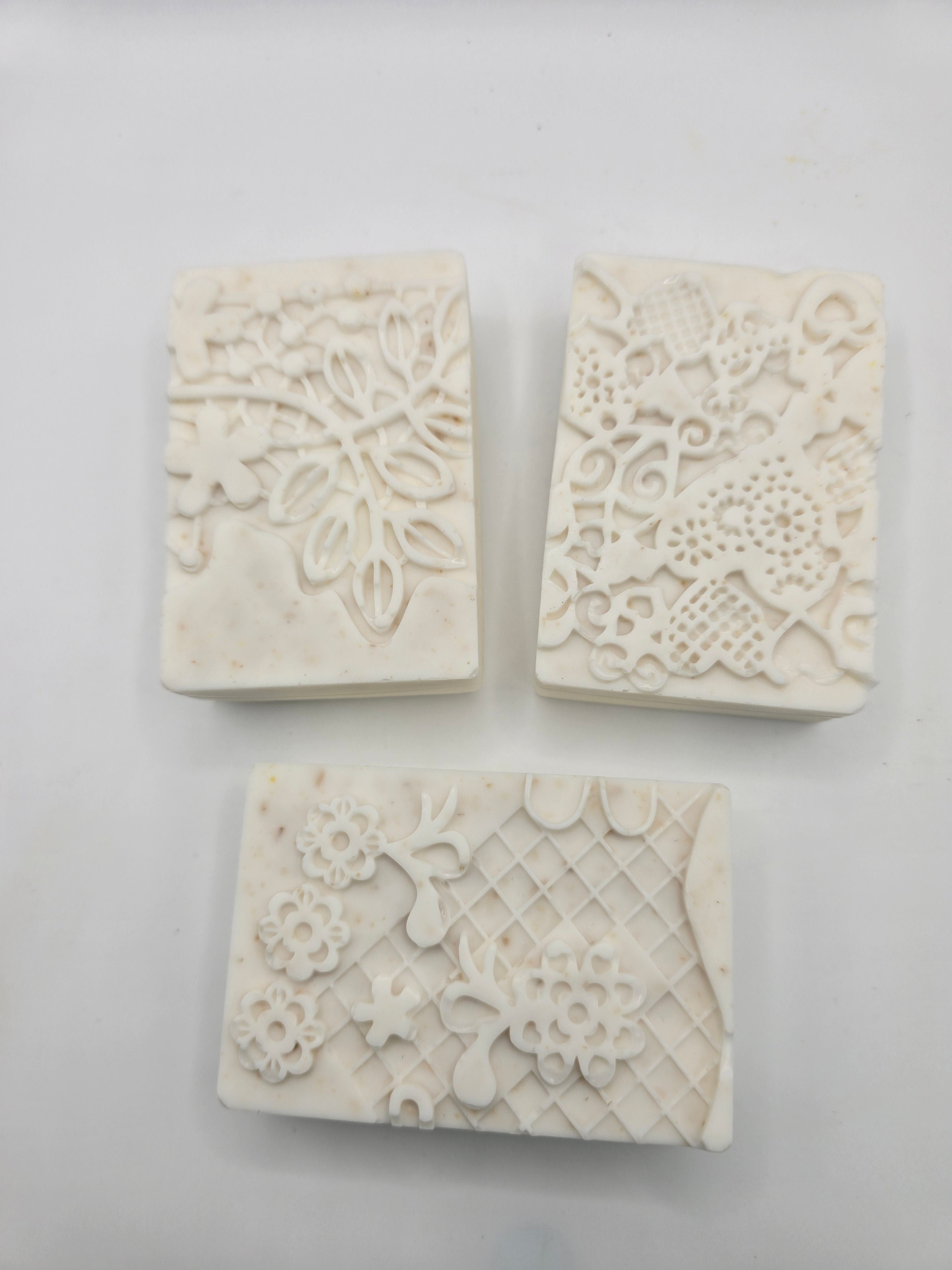 Goat Milk & Oats Handmade Soaps