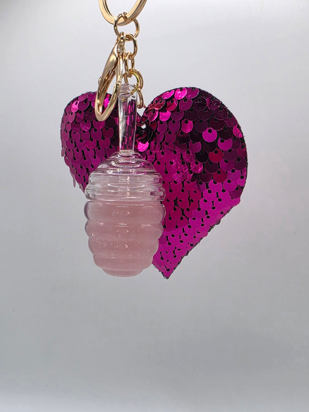 Organic repairing lip gloss with Hyaluronic Acid and Vitamin E